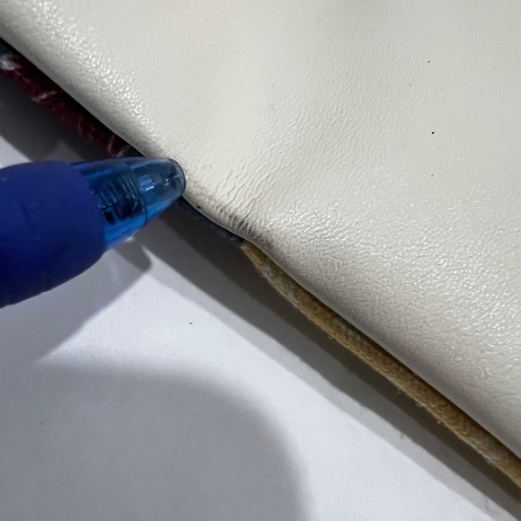 Rachel Pally Floral White Faux Leather Reversible Fold Over Zip Close Clutch - Picture 11 of 11